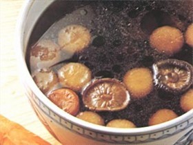 罗汉黄耳汤