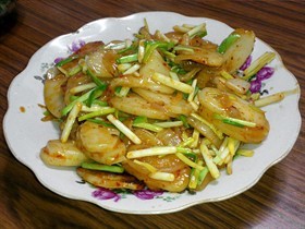 辣白菜炒年糕