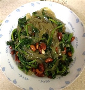粉条果仁菠菜