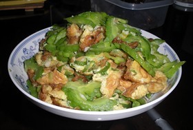 辣椒鸡蛋炒苦瓜
