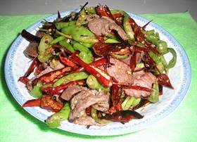 青红椒爆牛肉