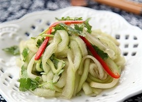 凉拌爽口西瓜皮