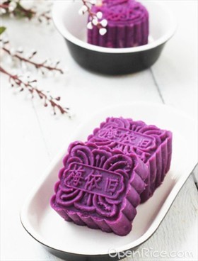 紫薯莲蓉月饼 