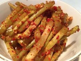腌蒜薹
