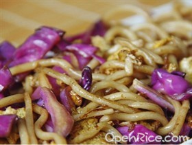 紫甘蓝意大利面 