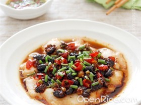 豆豉辣酱蒸鱼片