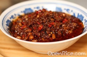 辣椒黄豆炸酱