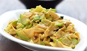 西葫芦炒豆筋