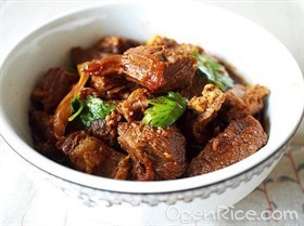 香辣牛腩
