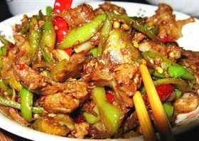 青椒剔骨肉