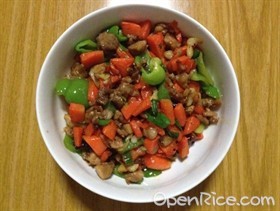胡萝卜青椒鸡丁