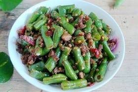 肉末剁椒四季豆