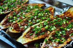 蒜味烤茄 