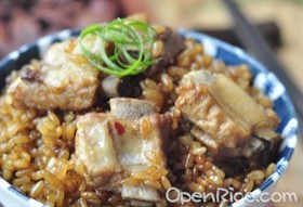 排骨焖饭 