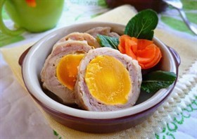 咸蛋黄鸡腿卷