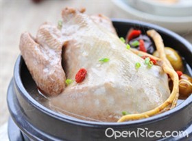 杂粮参鸡汤