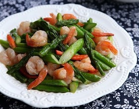 芦笋炒虾仁