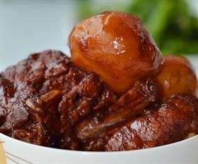 红烧排骨炖小土豆