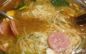 鸡蛋汤面 
