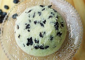 碗蒸黑加仑蛋糕
