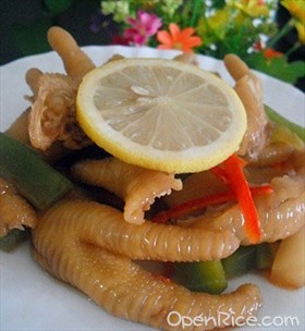 秘制泡椒鸡爪