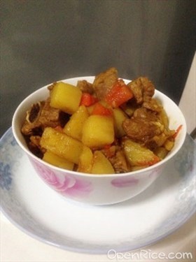 咖喱薯仔焖排骨