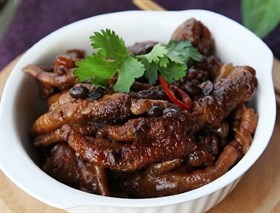 豉汁凤爪
