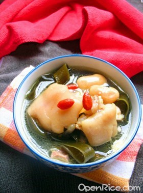 芸豆海带炖猪蹄
