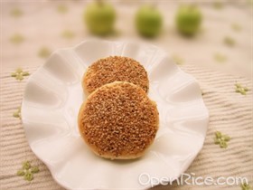 椒盐黑芝麻饼