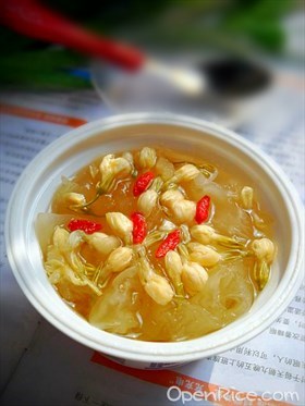 茉莉银耳汤