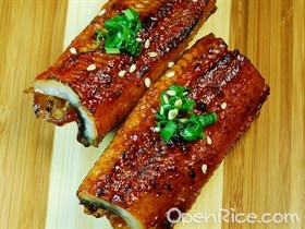 日本料理烤鳗寿司卷