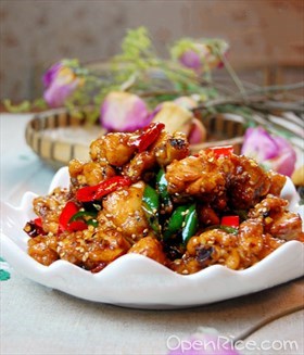青红辣子鸡