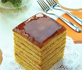 千层蜂蜜蛋糕