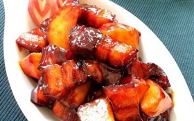 桃子红烧肉