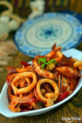 香辣洋葱炒鱿鱼