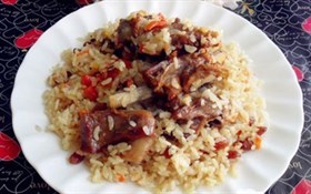 葡萄干羊排手抓饭