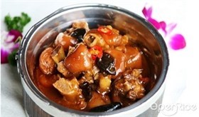 脆笋煨猪脚