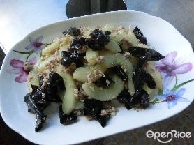 蒜蓉青瓜木耳炒肉末
