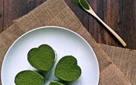 抹茶四叶草蛋糕