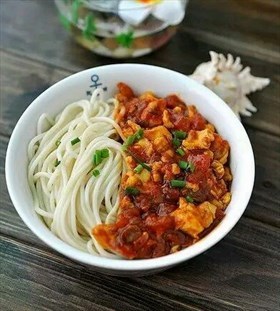 西红柿鸡蛋炸酱面 