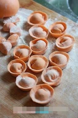 胡萝卜元宝饺