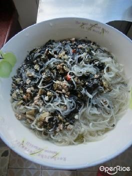 梅菜肉末紫菜汤米粉