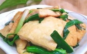 大蒜烩豆腐