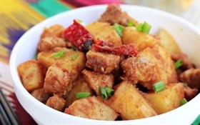 土豆烧羊肉