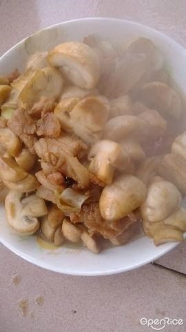 口蘑炒肉片