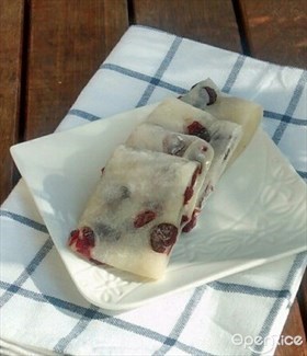 小红莓牛奶麻糬