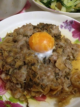 咸蛋梅菜蒸肉饼