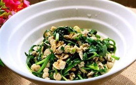 韭菜炒蚬肉