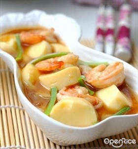 虾仁蒸豆腐
