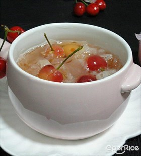 银耳樱桃汤